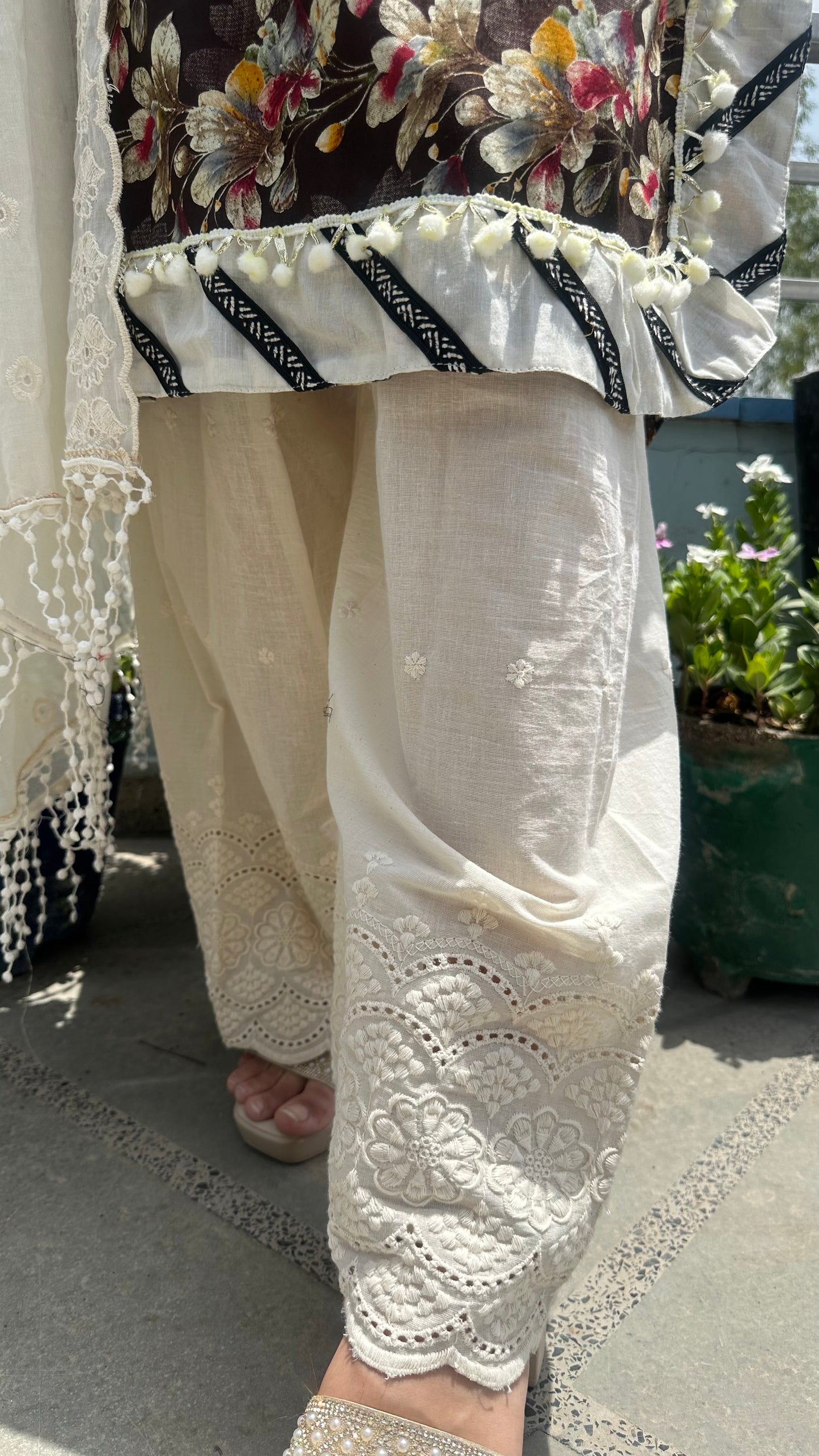 CHIKAN FARSHI SET