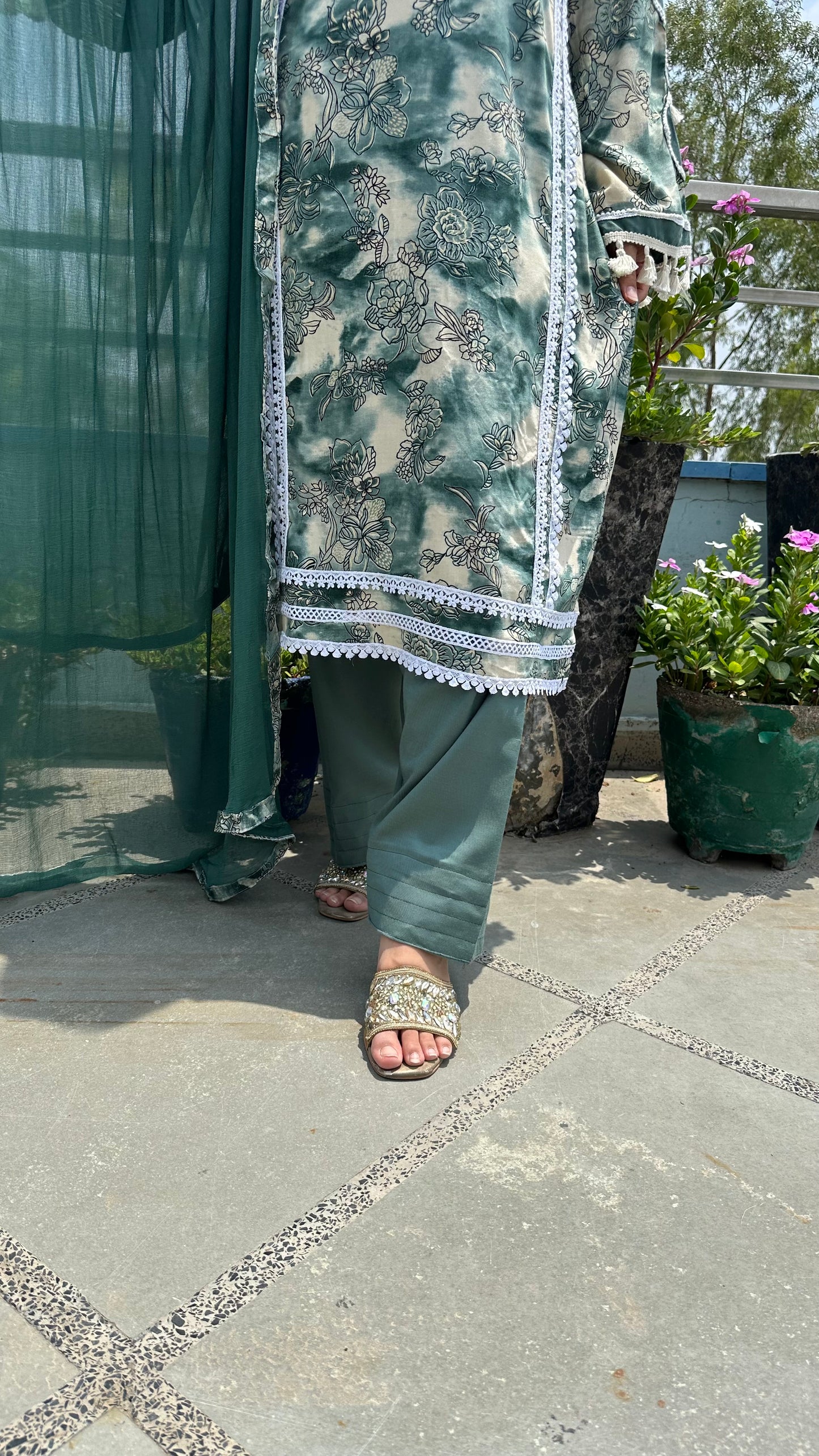 RAYON LACE FARSHI SETS