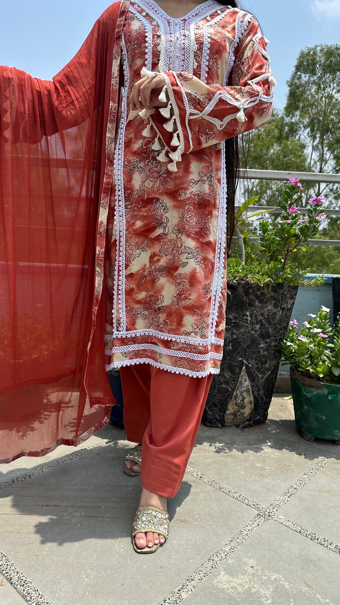 RAYON LACE FARSHI SETS