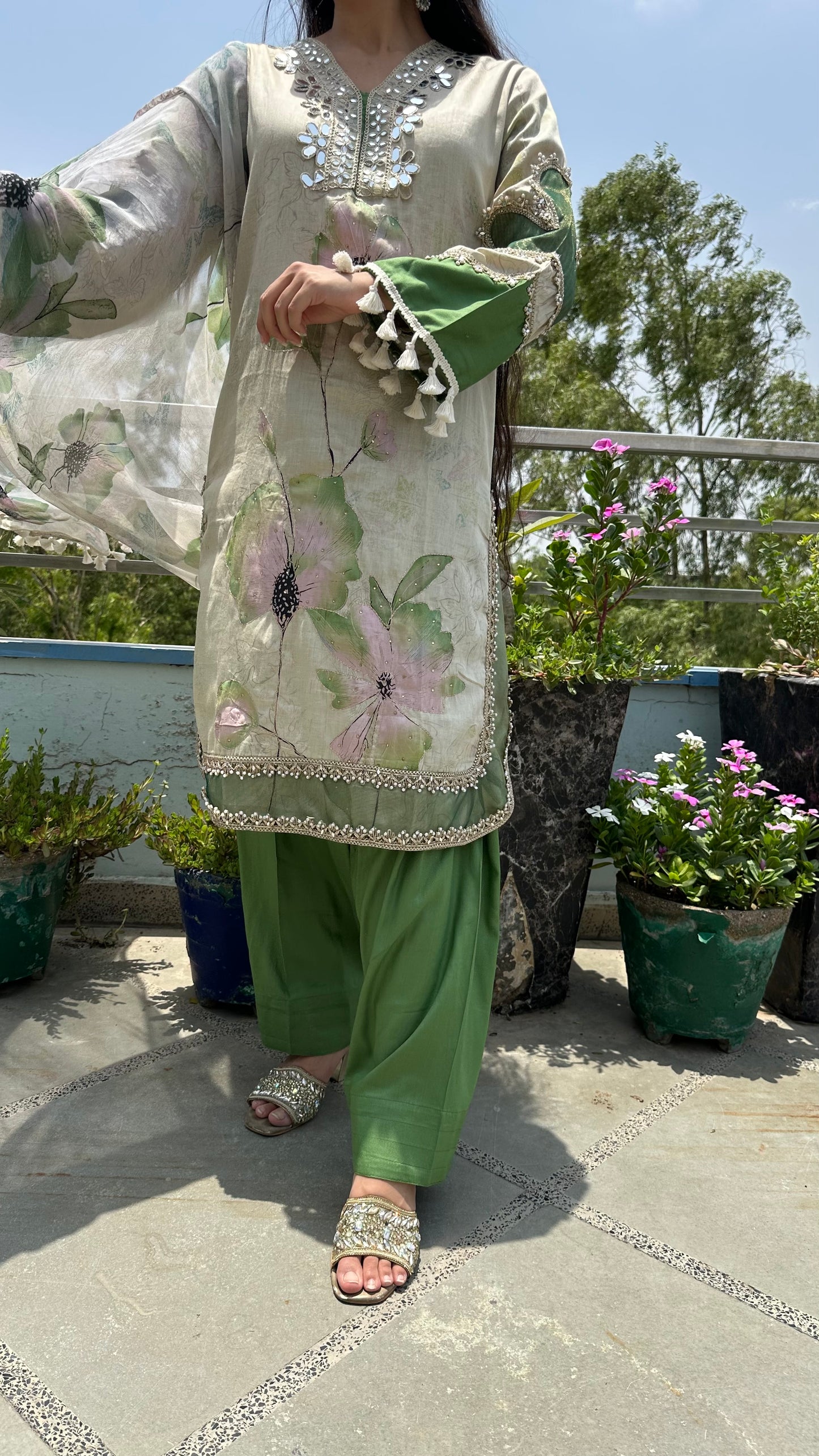 CREAM MIRROR FARSHI SETS