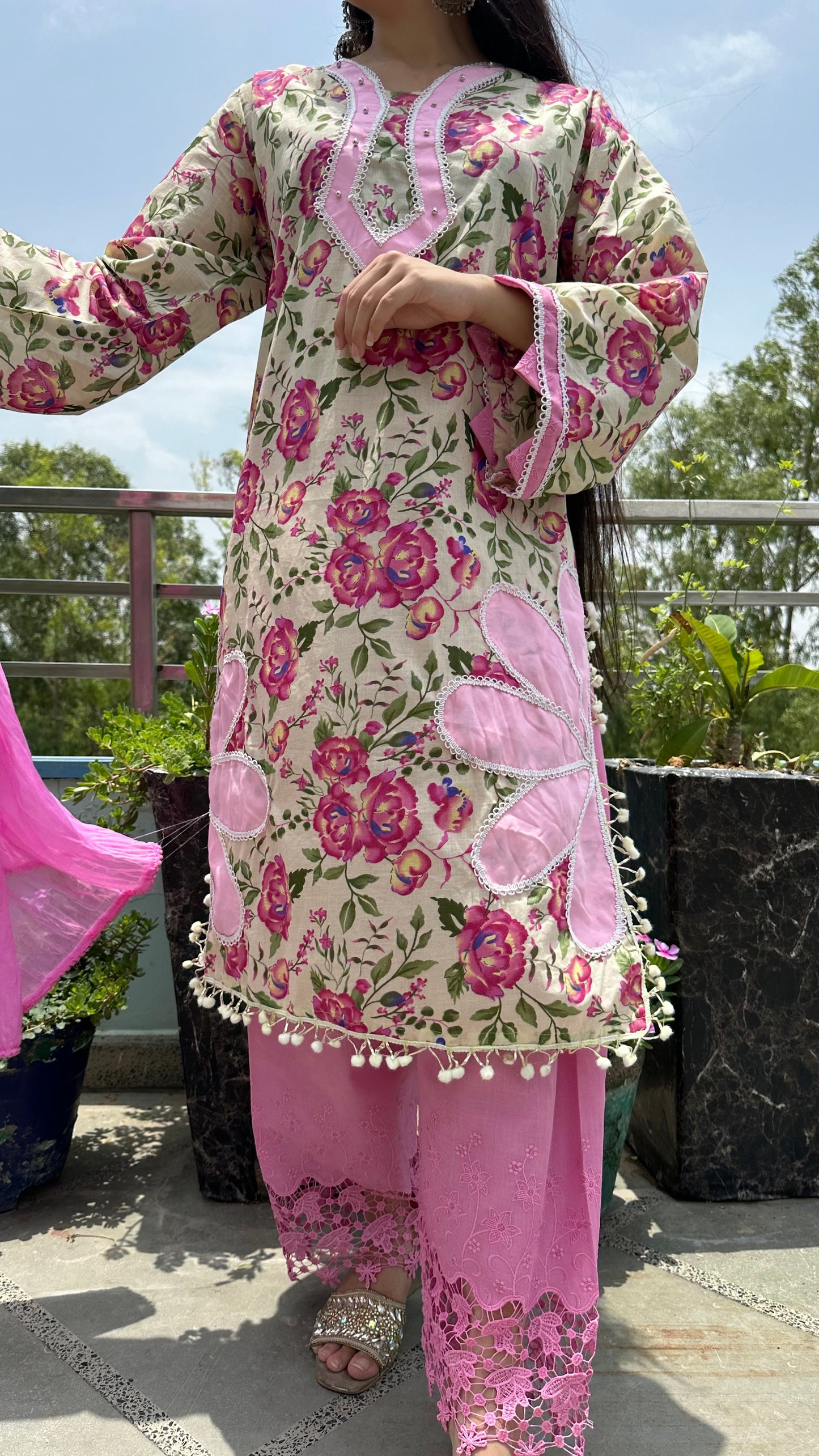FLORAL COTTON CREAM SET