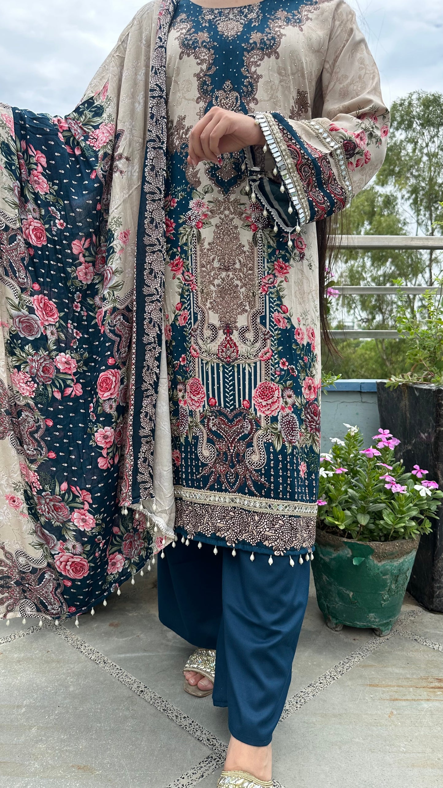 RAYON LACE WORK SET