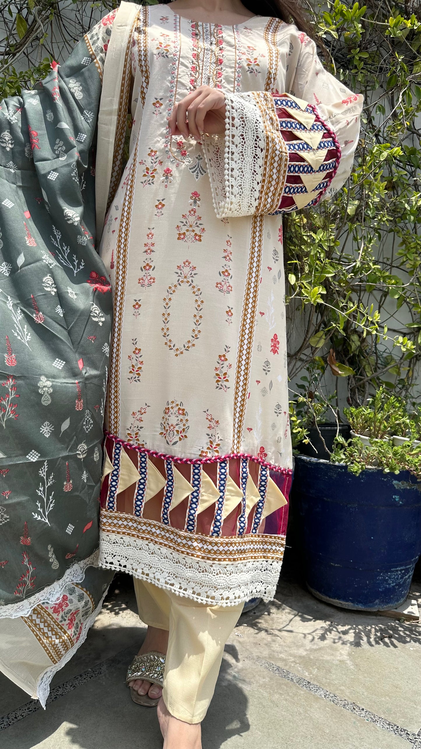 INDO COTTON CREAM SET