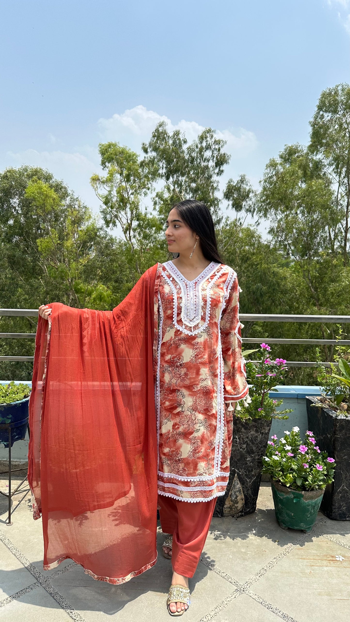 RAYON LACE FARSHI SETS