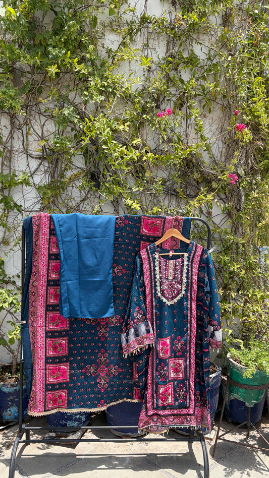 RAYON LACE WORK SET